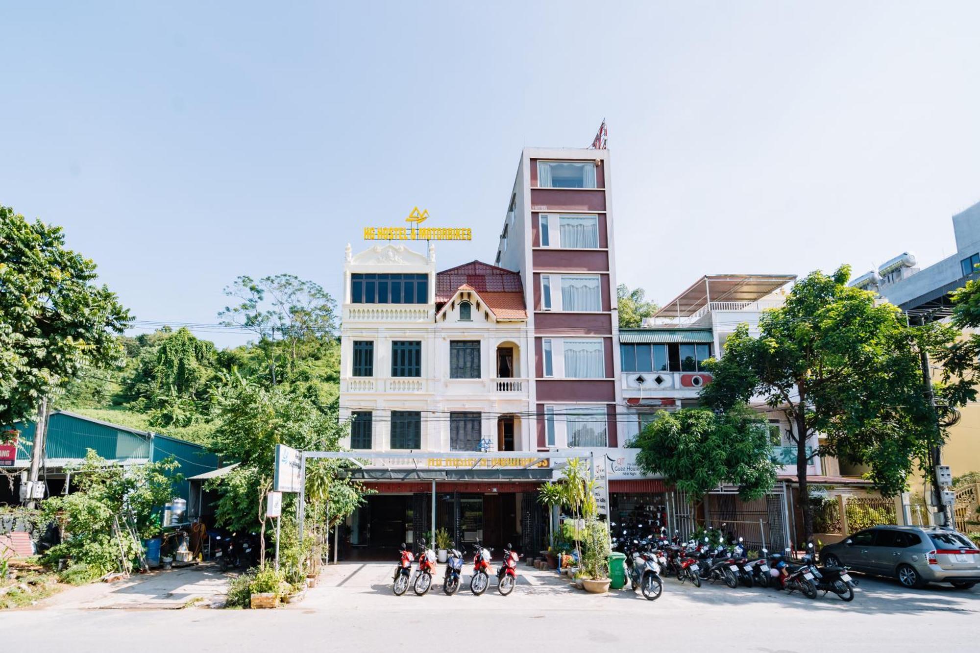 Hg Hostel Provide Tours & Motorbikes Ha Giang Bagian luar foto