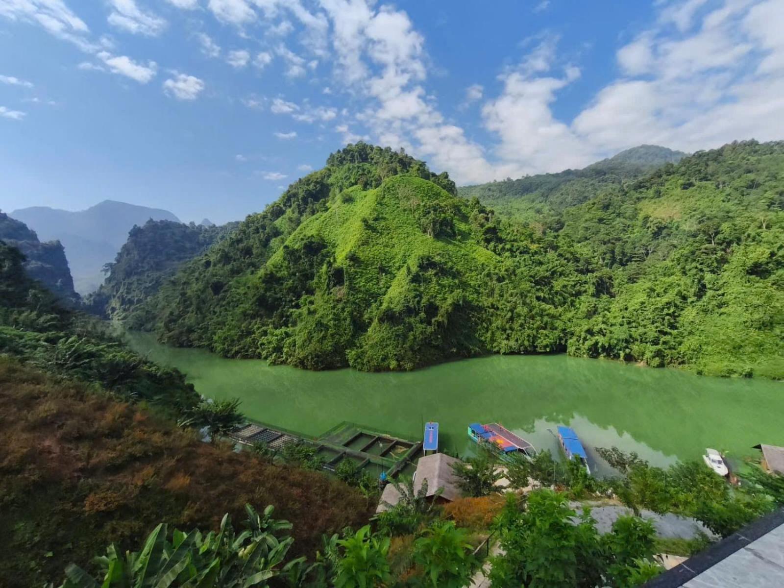 Hg Hostel Provide Tours & Motorbikes Ha Giang Bagian luar foto